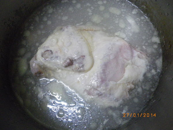 山上的階梯老爹廚房：好吃的【蔘雞湯】在[山上的階梯-老爹廚房]