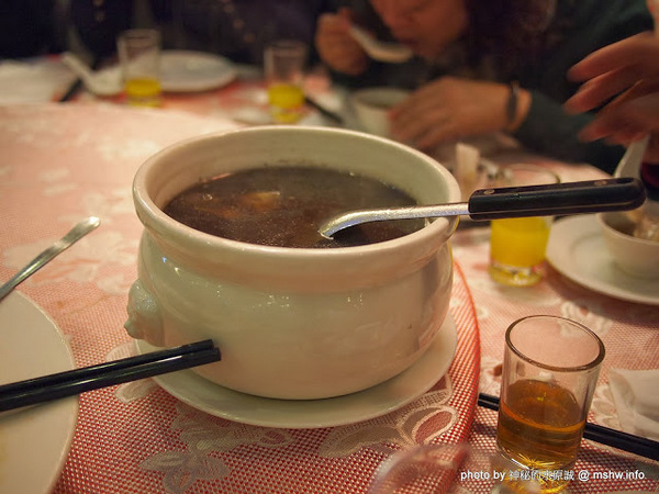 雅園新潮(總店)：【食記】台中雅園新潮婚宴會館@南屯 : 不同價位菜色比較!口味上有一定水準~婚宴,尾牙還是春酒應該都還不錯