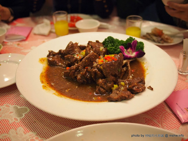 雅園新潮(總店)：【食記】台中雅園新潮婚宴會館@南屯 : 不同價位菜色比較!口味上有一定水準~婚宴,尾牙還是春酒應該都還不錯