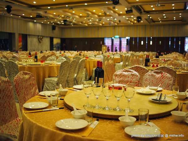 雅園新潮(總店)：【食記】台中雅園新潮婚宴會館@南屯 : 不同價位菜色比較!口味上有一定水準~婚宴,尾牙還是春酒應該都還不錯