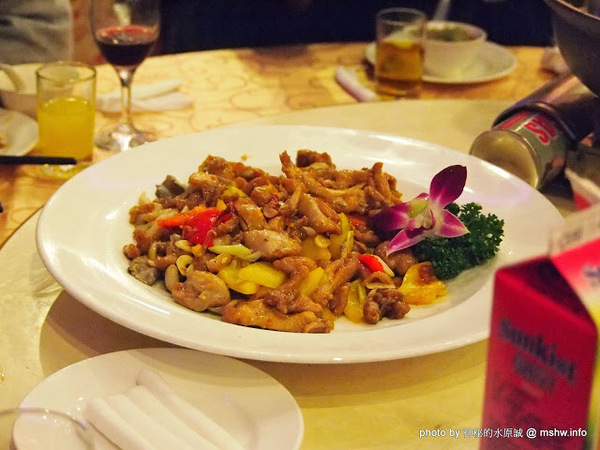 雅園新潮(總店)：【食記】台中雅園新潮婚宴會館@南屯 : 不同價位菜色比較!口味上有一定水準~婚宴,尾牙還是春酒應該都還不錯