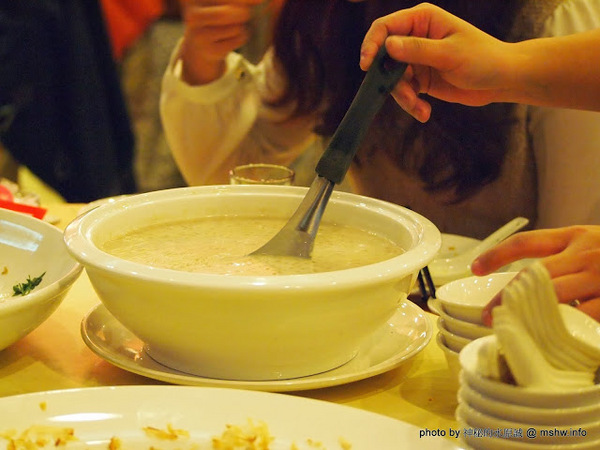 雅園新潮(總店)：【食記】台中雅園新潮婚宴會館@南屯 : 不同價位菜色比較!口味上有一定水準~婚宴,尾牙還是春酒應該都還不錯