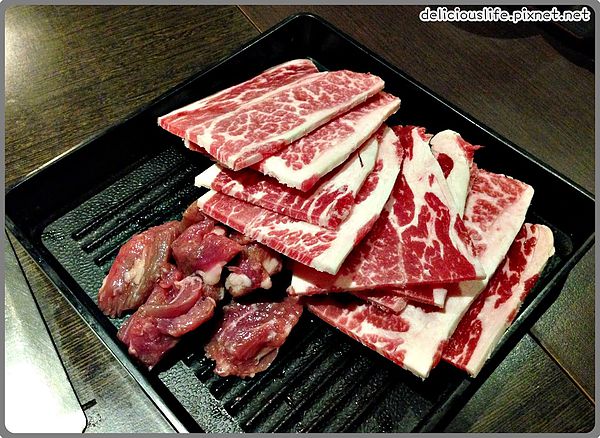 頂級牛五花,骰子牛