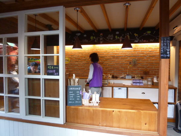 香草鋪子(南庄店)：【苗栗】在桂花巷內的薰衣草幸福－香草舖子