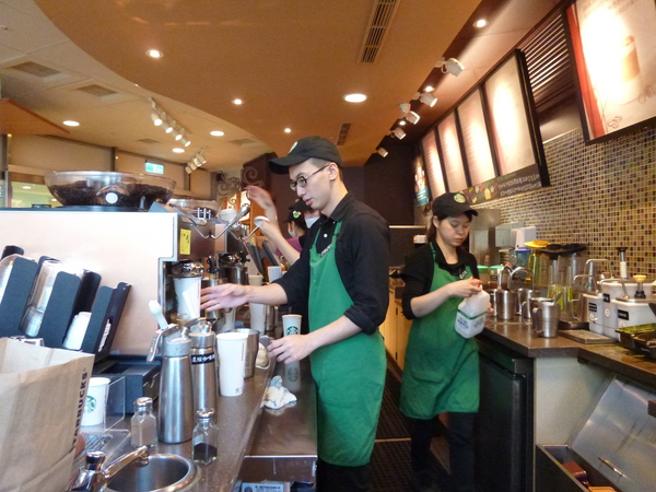 STARBUCKS COFFEE統一星巴克(北醫門市)：【北醫美食】Starbucks星巴克咖啡