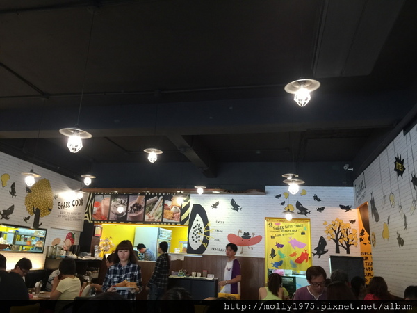 鯊魚咬吐司(新莊店)：【新莊】鯊魚咬吐司~大份量大滿足