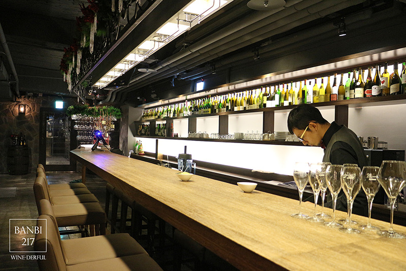 Banbi217 美食旅遊: WINE-derful 台北葡萄酒主題餐廳(台北中山區,捷運行天宮站)[邀約]