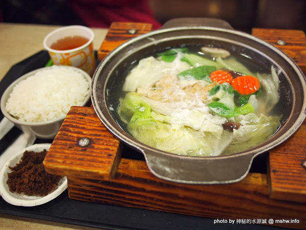 千越雙燒鐵板.鍋物:【食記】台中千越雙燒鐵板.鍋物@東區新時代購物中心 : 粉厚到很靠杯,吃起來有點噁的炸物