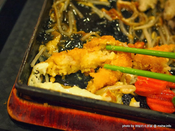 千越雙燒鐵板.鍋物:【食記】台中千越雙燒鐵板.鍋物@東區新時代購物中心 : 粉厚到很靠杯,吃起來有點噁的炸物