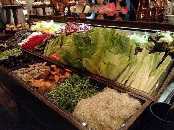 君品酒店-雲軒西餐廳：君品雲軒下午茶-甜點海鮮吃到飽