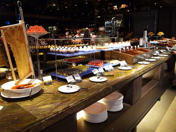 君品酒店-雲軒西餐廳：<台北|大同>波士頓龍蝦*牛排~精緻buffet~君品酒店-雲軒西餐廳*台北車站(京站)