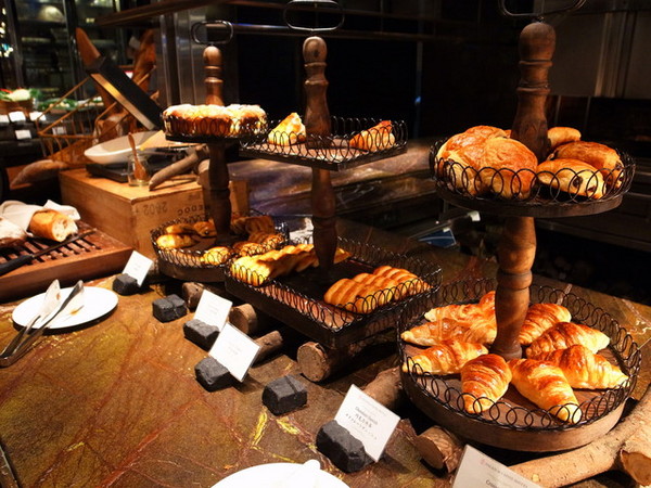 君品酒店-雲軒西餐廳：<台北|大同>波士頓龍蝦*牛排~精緻buffet~君品酒店-雲軒西餐廳*台北車站(京站)