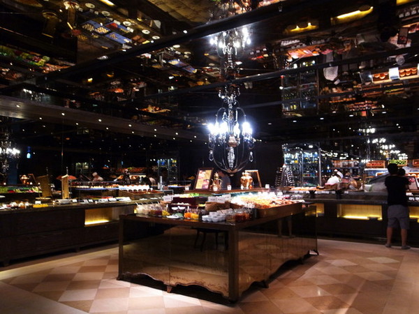 君品酒店-雲軒西餐廳：<台北|大同>波士頓龍蝦*牛排~精緻buffet~君品酒店-雲軒西餐廳*台北車站(京站)