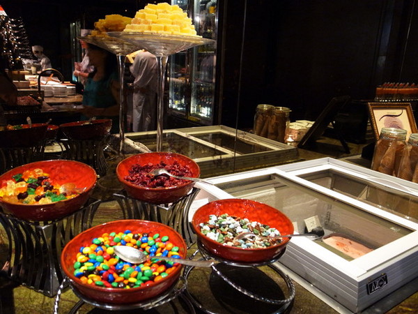 君品酒店-雲軒西餐廳：<台北|大同>波士頓龍蝦*牛排~精緻buffet~君品酒店-雲軒西餐廳*台北車站(京站)