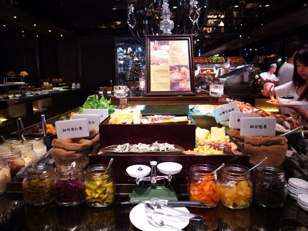 君品酒店-雲軒西餐廳：<台北|大同>波士頓龍蝦*牛排~精緻buffet~君品酒店-雲軒西餐廳*台北車站(京站)