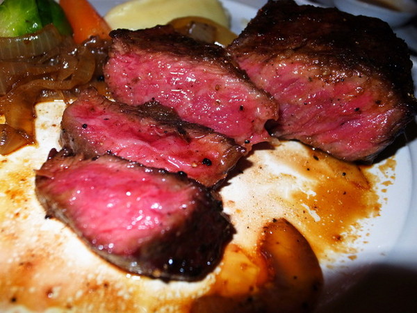 君品酒店-雲軒西餐廳：<台北|大同>波士頓龍蝦*牛排~精緻buffet~君品酒店-雲軒西餐廳*台北車站(京站)