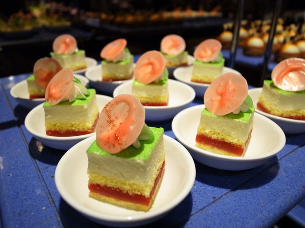 君品酒店-雲軒西餐廳：<台北|大同>波士頓龍蝦*牛排~精緻buffet~君品酒店-雲軒西餐廳*台北車站(京站)