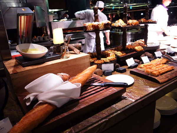 君品酒店-雲軒西餐廳：<台北|大同>波士頓龍蝦*牛排~精緻buffet~君品酒店-雲軒西餐廳*台北車站(京站)