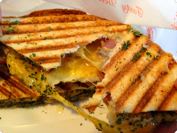 晴天小店：【♥美食】早餐就該這樣享受陽光般的帕尼尼-晴天義式三明治