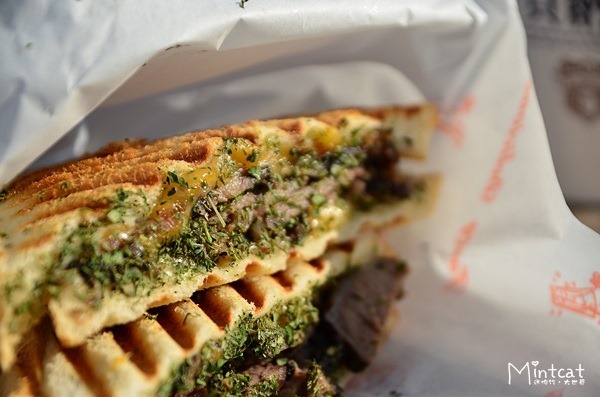 晴天小店:【早餐吃什麼】晴天小店義式烤乳酪三明治搭松青超市現煮貝納頌咖啡