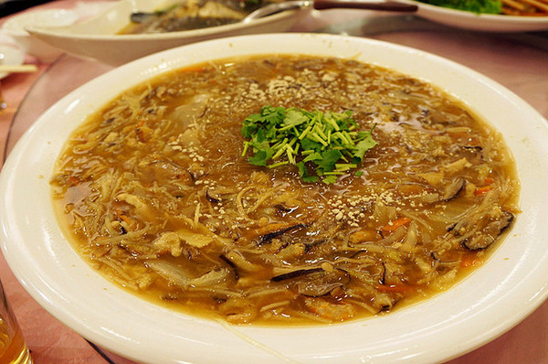 龍星餐廳: 馬公♬在地人御用婚宴海鮮餐廳吃年菜,大石斑&龍蝦美味上桌!龍星餐廳