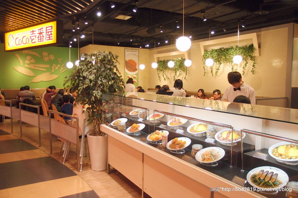 CoCo壱番屋(新竹巨城店)：【新竹東區】CoCo壱番屋－大推奶油咖哩飯！醬汁香濃不膩（巨城購物中心內）