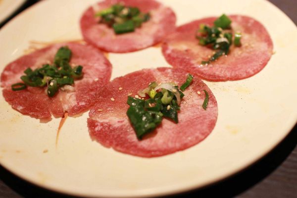 【蘆洲】九龍炭火燒肉吃到飽-原汁原肉原始美味