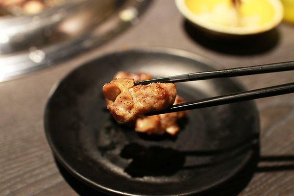 【蘆洲】九龍炭火燒肉吃到飽-原汁原肉原始美味