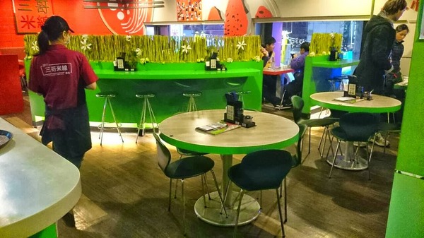 譚仔三哥米線:口味客製化平價好吃❤《香港譚仔三哥》三哥米線(西門店)