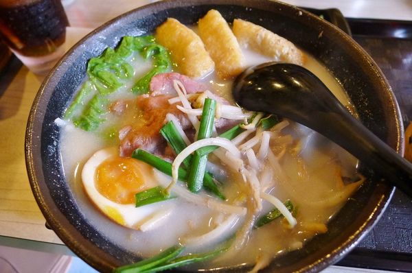 譚仔三哥米線：台北-法國米其林推薦名店.譚仔三哥米線