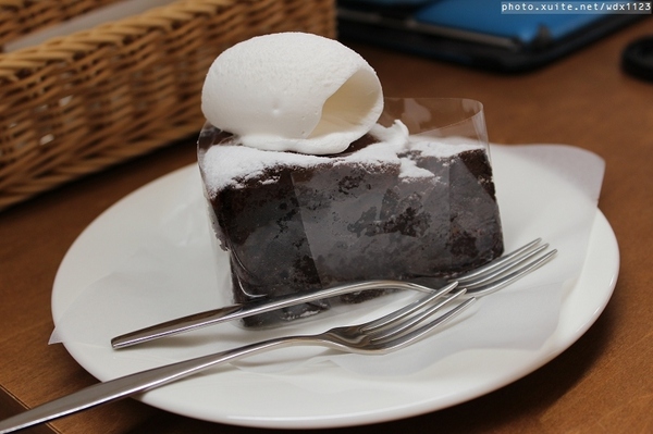 minacheese美娜甜心(美術園道店)：minacheese美娜甜心(美術園道店)❤放鬆の環境+幸福の滋味~103.03.20