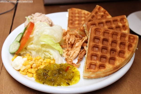 minacheese美娜甜心(美術園道店)：minacheese美娜甜心(美術園道店)❤放鬆の環境+幸福の滋味~103.03.20