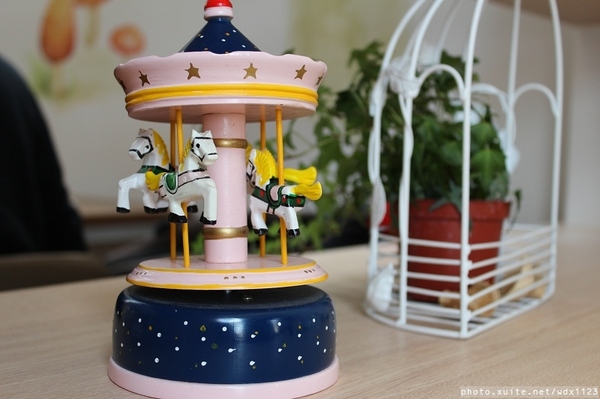 minacheese美娜甜心(美術園道店)：minacheese美娜甜心(美術園道店)❤放鬆の環境+幸福の滋味~103.03.20