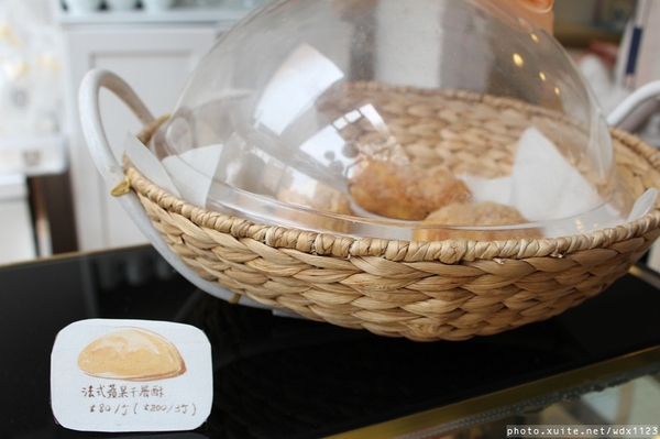 minacheese美娜甜心(美術園道店)：minacheese美娜甜心(美術園道店)❤放鬆の環境+幸福の滋味~103.03.20