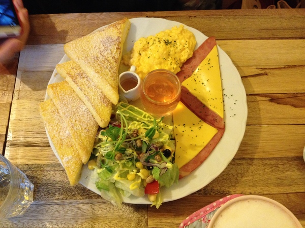 巴和奈野illy Cafe：巴和奈野brunch cafe 二店~CP值頗高