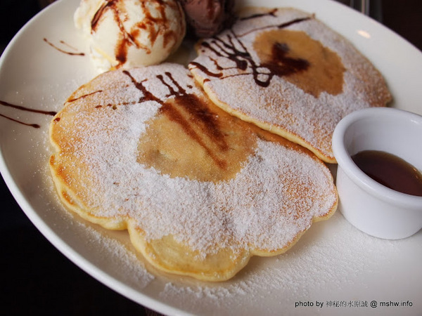 Burger Joint 7分So 漢堡 早午餐專賣(東海店):【食記】台中Burger Joint 7分SO美式廚房東海店@西屯BRT澄清醫院 : 老屋新生,餐點不錯的庭園風美式早午餐