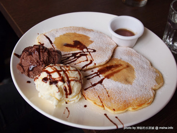 Burger Joint 7分So 漢堡 早午餐專賣(東海店):【食記】台中Burger Joint 7分SO美式廚房東海店@西屯BRT澄清醫院 : 老屋新生,餐點不錯的庭園風美式早午餐