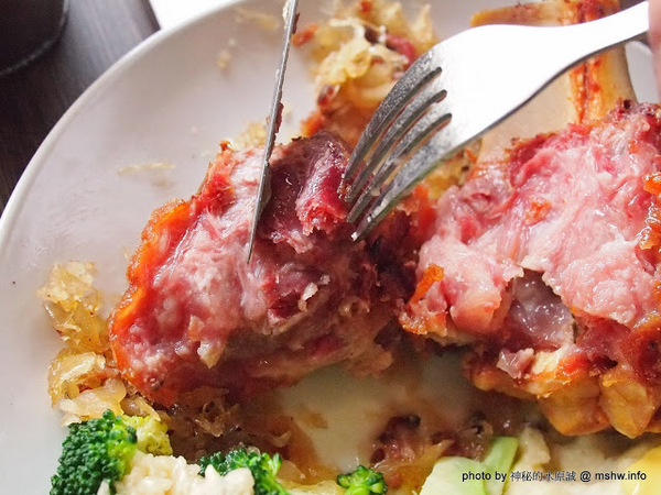 Burger Joint 7分So 漢堡 早午餐專賣(東海店):【食記】台中Burger Joint 7分SO美式廚房東海店@西屯BRT澄清醫院 : 老屋新生,餐點不錯的庭園風美式早午餐