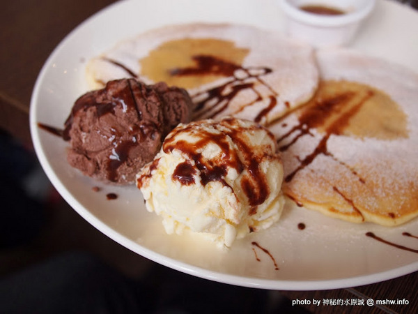 Burger Joint 7分So 漢堡 早午餐專賣(東海店):【食記】台中Burger Joint 7分SO美式廚房東海店@西屯BRT澄清醫院 : 老屋新生,餐點不錯的庭園風美式早午餐