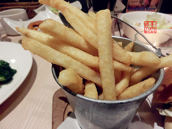 cm20150415___481ef178addc223b6a0240fb2ad