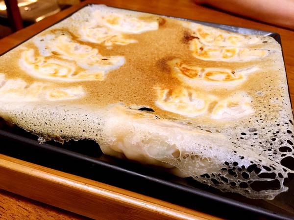 京和野日式煎餃：[台南]排隊名店 脆皮煎餃 京和野日式煎餃