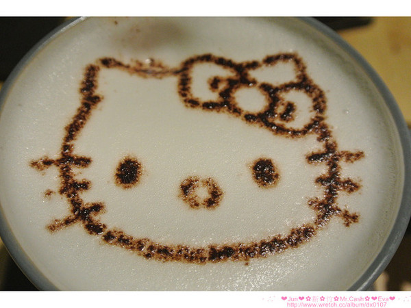 Mr. cash:【食記】oO。。新竹 Mr.Cash蜜糖吐司 什麼?!蜜糖吐司也不忘了Candy Crush,超可愛的kitty蜜糖吐司,大家吃過了嘛?!而且還有可愛的拉花kitty咖啡喲~。o○。