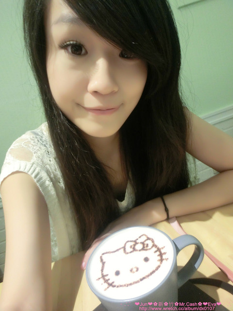 Mr. cash:【食記】oO。。新竹 Mr.Cash蜜糖吐司 什麼?!蜜糖吐司也不忘了Candy Crush,超可愛的kitty蜜糖吐司,大家吃過了嘛?!而且還有可愛的拉花kitty咖啡喲~。o○。