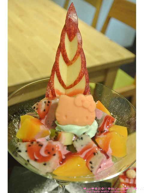 Mr. cash:【食記】oO。。新竹 Mr.Cash蜜糖吐司 什麼?!蜜糖吐司也不忘了Candy Crush,超可愛的kitty蜜糖吐司,大家吃過了嘛?!而且還有可愛的拉花kitty咖啡喲~。o○。