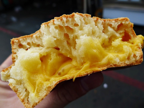 大社紅豆餅:【高雄】大社紅豆餅.金龍路菜市場旁.桑尼受不了美食