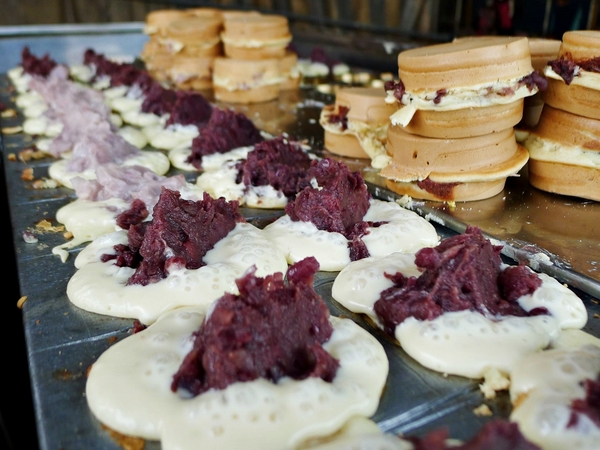 大社紅豆餅:【高雄】大社紅豆餅.金龍路菜市場旁.桑尼受不了美食