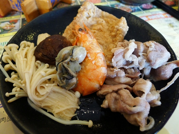 陶軒日式涮涮鍋(後昌新店)：【高雄】陶軒日式涮涮鍋．檸檬香茅湯頭．桑尼受不了美食