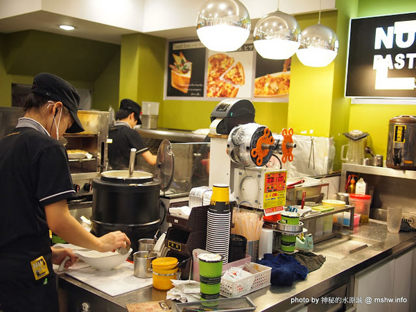 Nu-Pasta杯杯麵(台中崇德店)：【食記】台中Nu-Pasta杯杯麵(台中崇德店)@北區 : 口味有進步,但食材的問題還是要多注意些