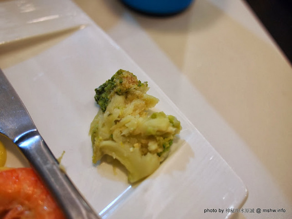 Nu-Pasta杯杯麵(台中崇德店)：【食記】台中Nu-Pasta杯杯麵(台中崇德店)@北區 : 口味有進步,但食材的問題還是要多注意些