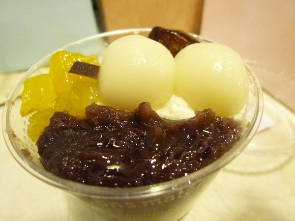 月の戀人Moon Lovers (原Bien 品昂創作洋菓子)：【台中西區】每一口都是幸福，不容錯過的高級甜點－月之戀人Moon Lovers